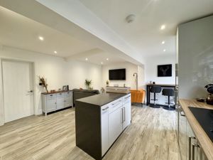 Photo 13- click for photo gallery